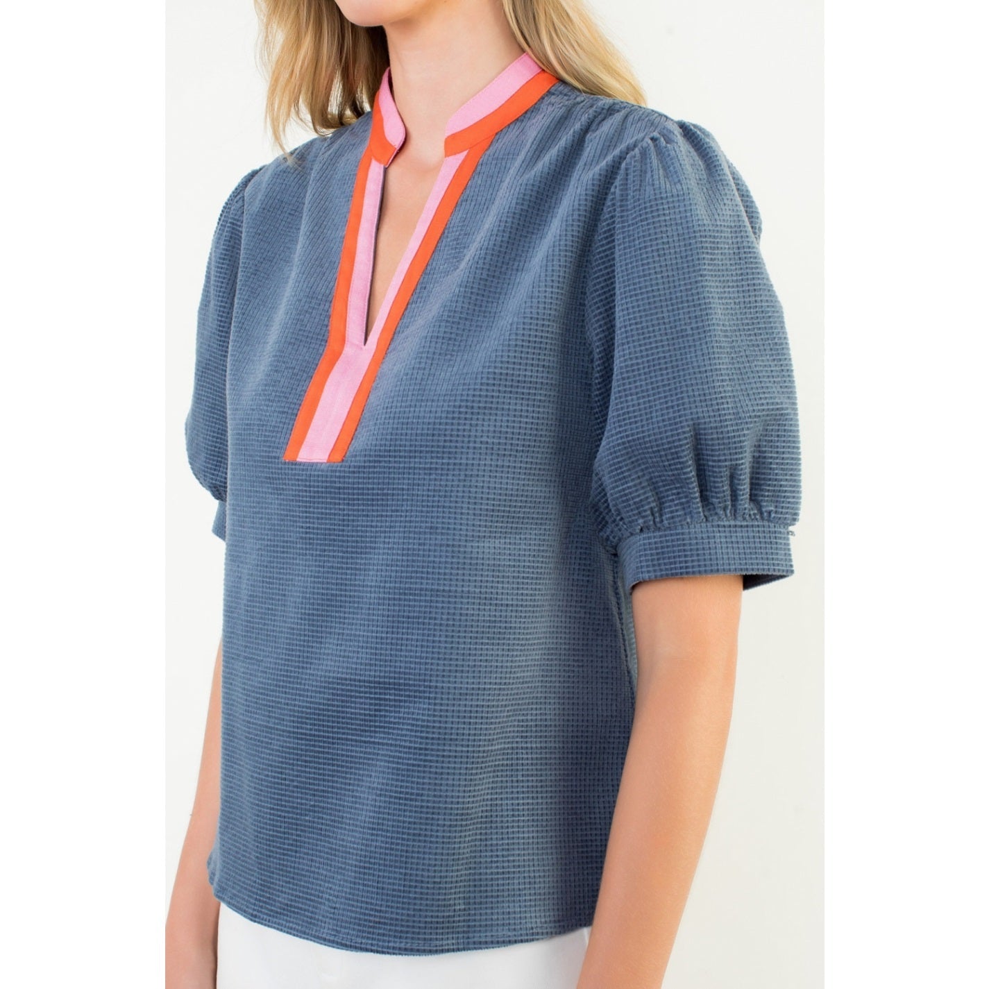 Puff Sleeve Textured V-Neck Top THML