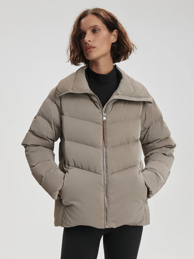 Varley | Alena Lightweight Down Jacket