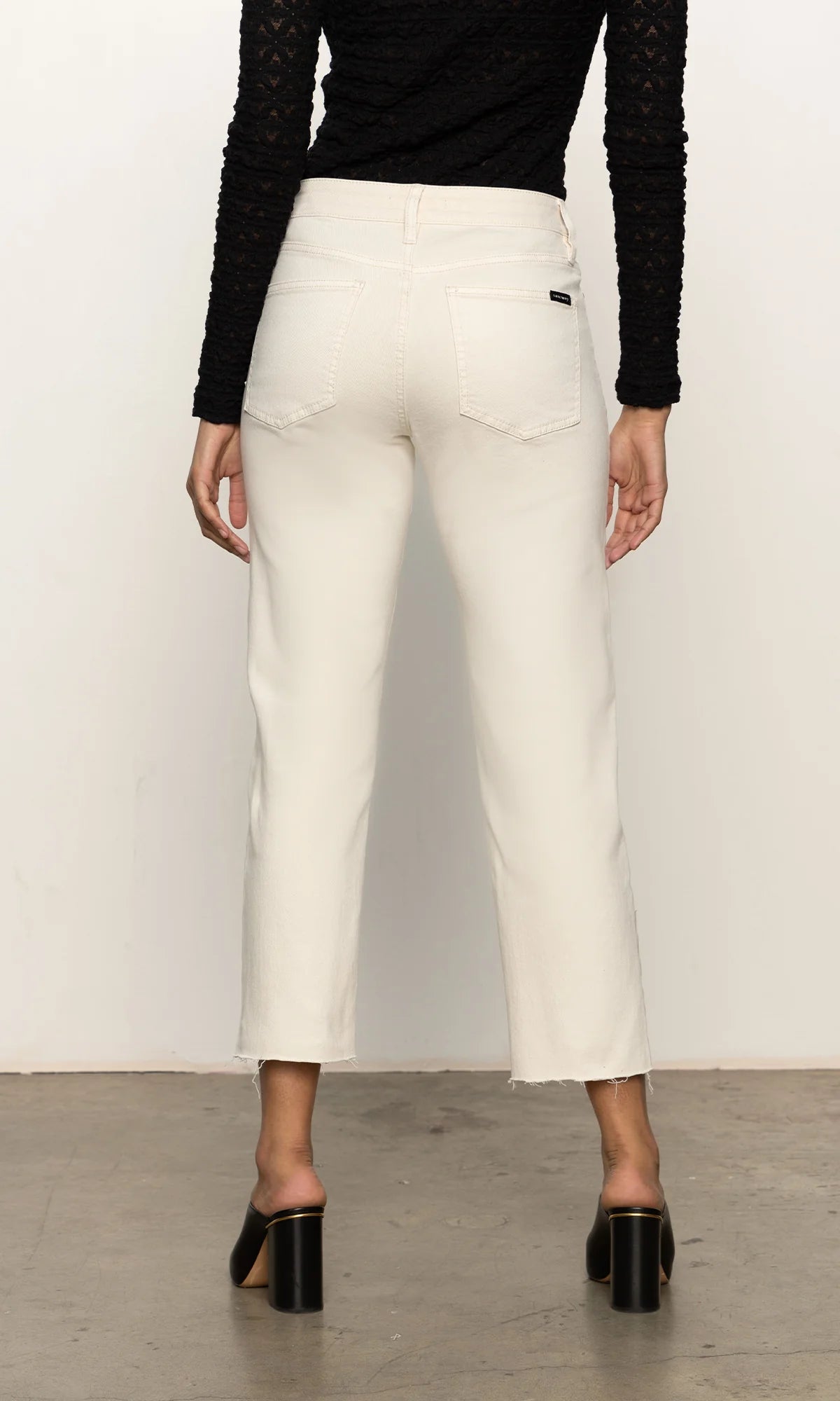 Cadence 90's Straight Crop Jeans Sanctuary