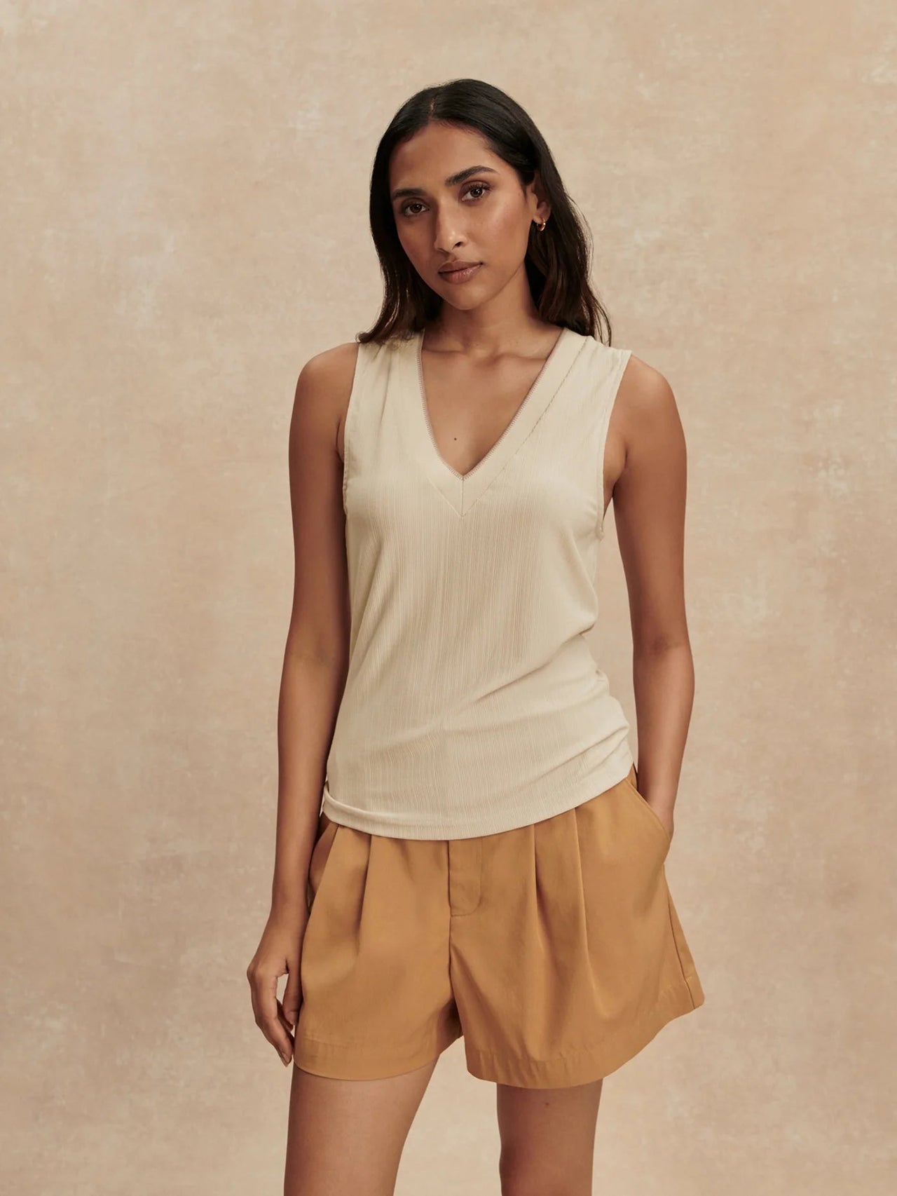 Corby V-Neck Tank Varley