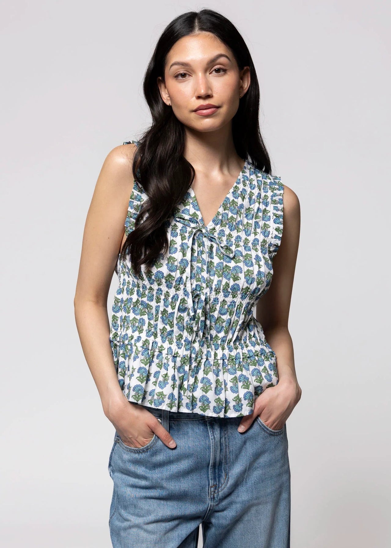Sleeveless Print Blouse THML