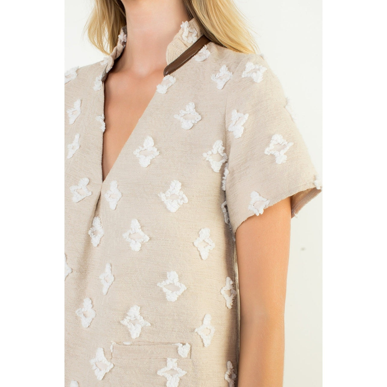 Short Sleeve Detailed Dress THML