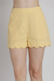 Scallop Hem Shorts Aureum