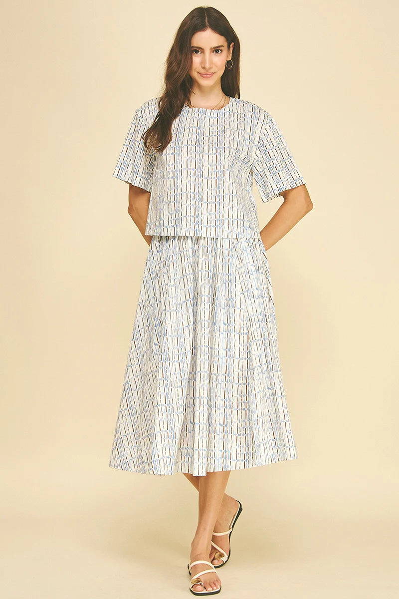 Geometric Short Sleeve Blouse Pinch
