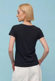 Essential Tee Astrid