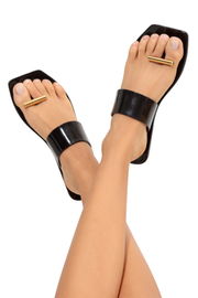 Look Minimal Me Sandals Voices Culture