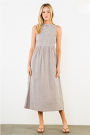 Sleeveless Gingham Midi Dress THML