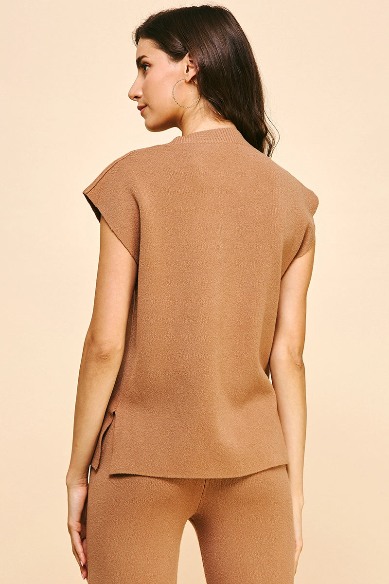 V-Neck Sweater Vest Pinch