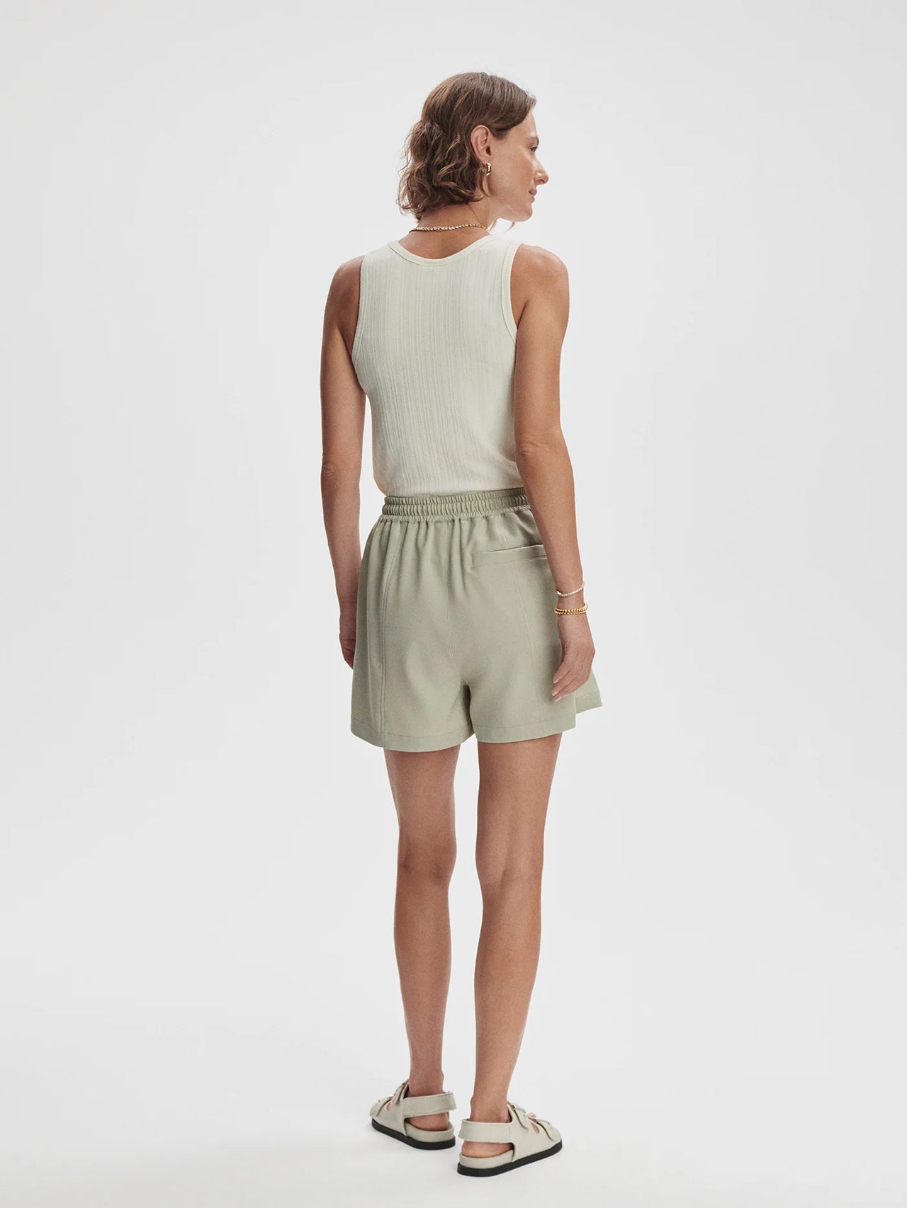 Varley | Esmond Mid Rise Short 3"