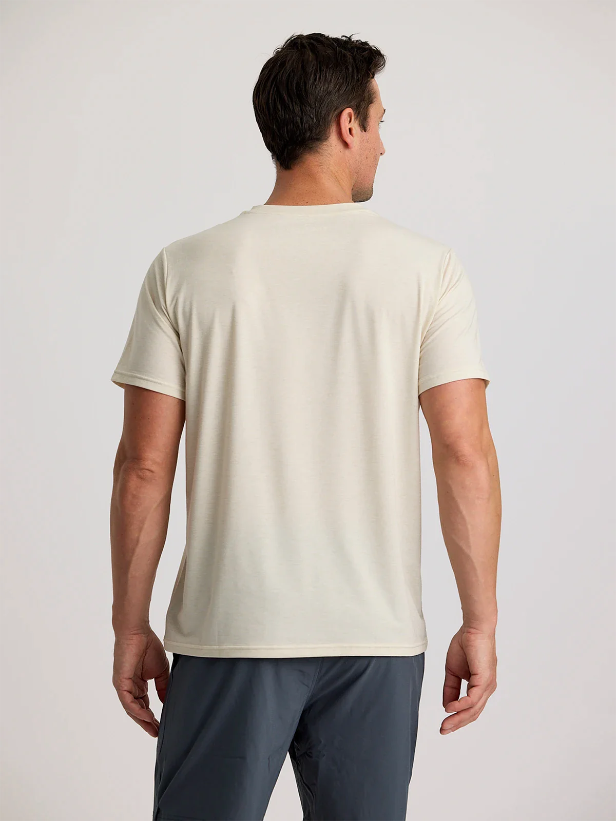 Men's Elevate Lightweight Tee | Free Fly