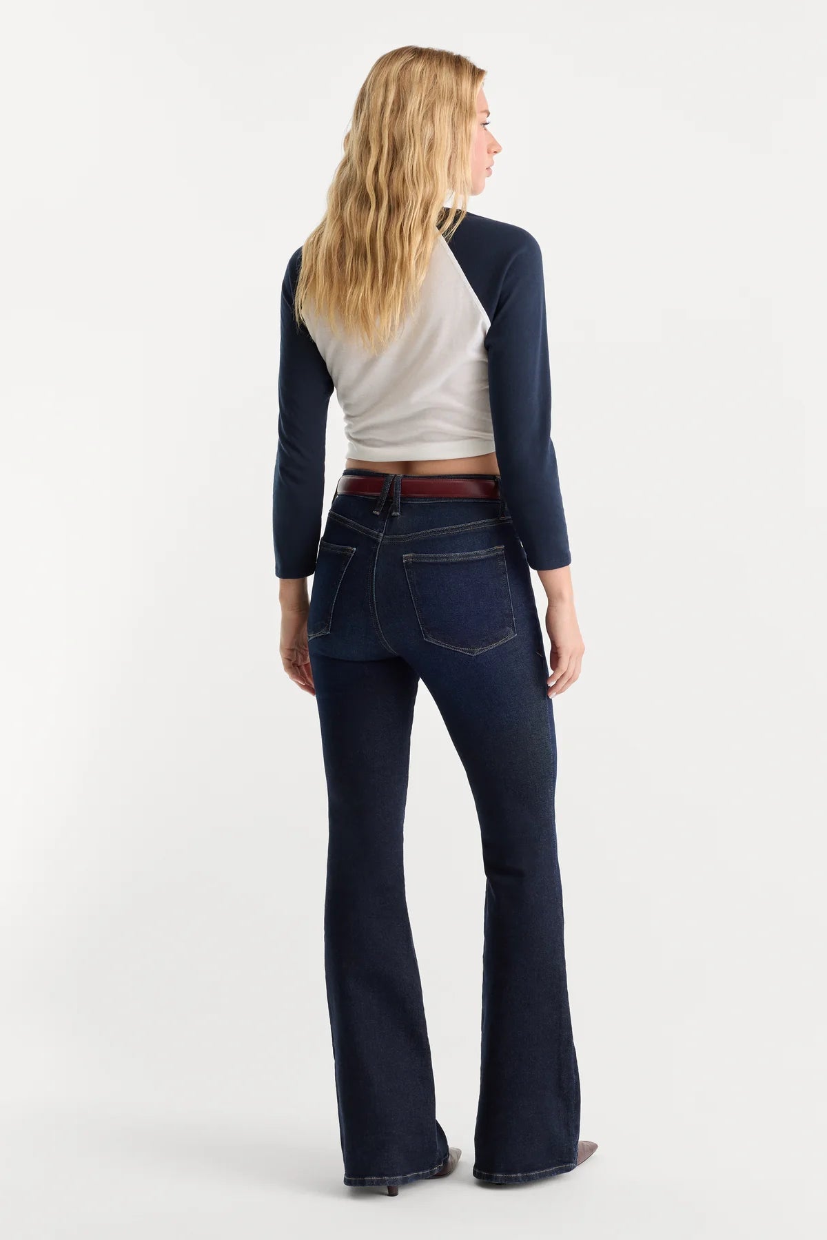 Soft Tech Good Legs Flare Jeans Good American