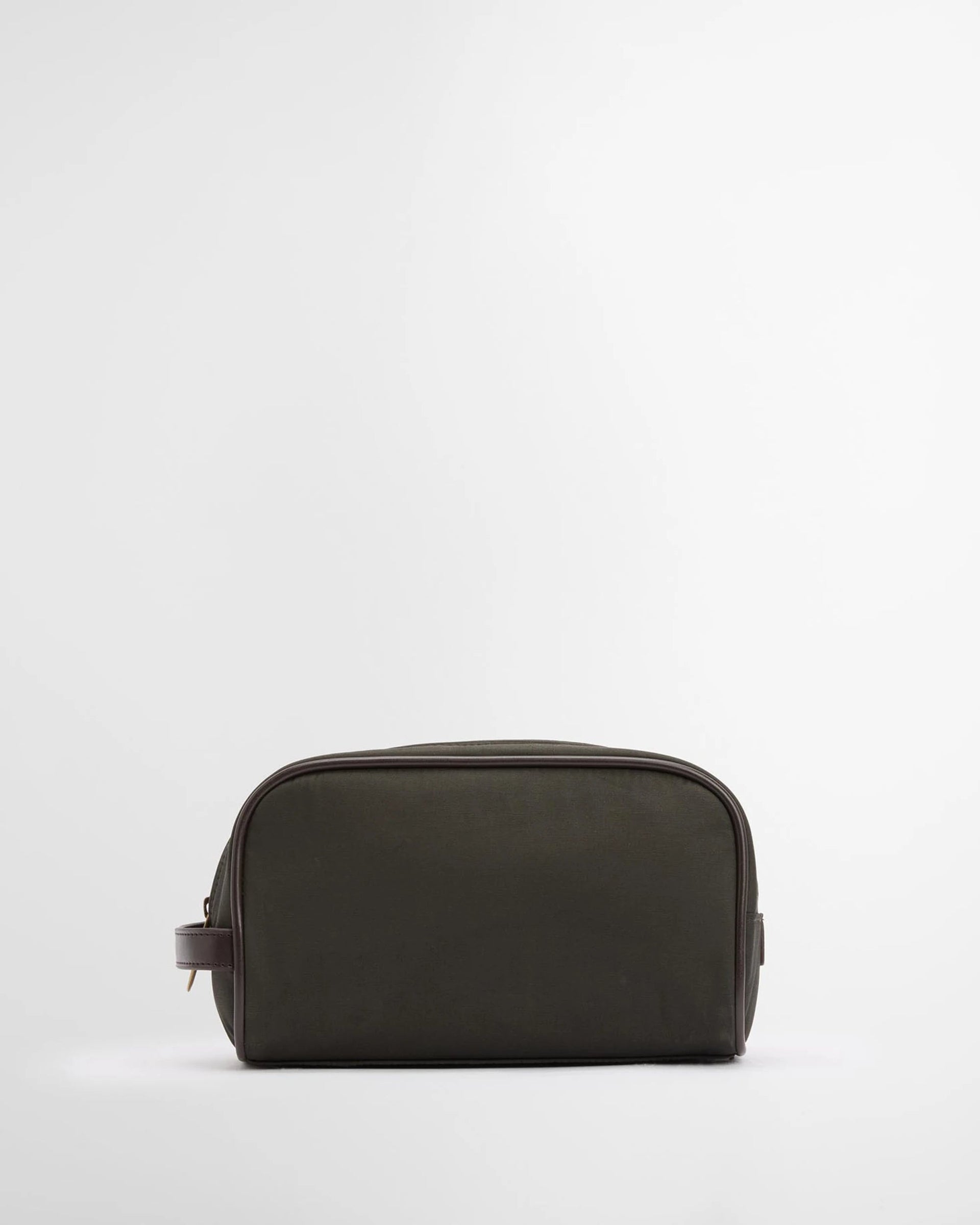 Waxed Washbag | Barbour Barbour