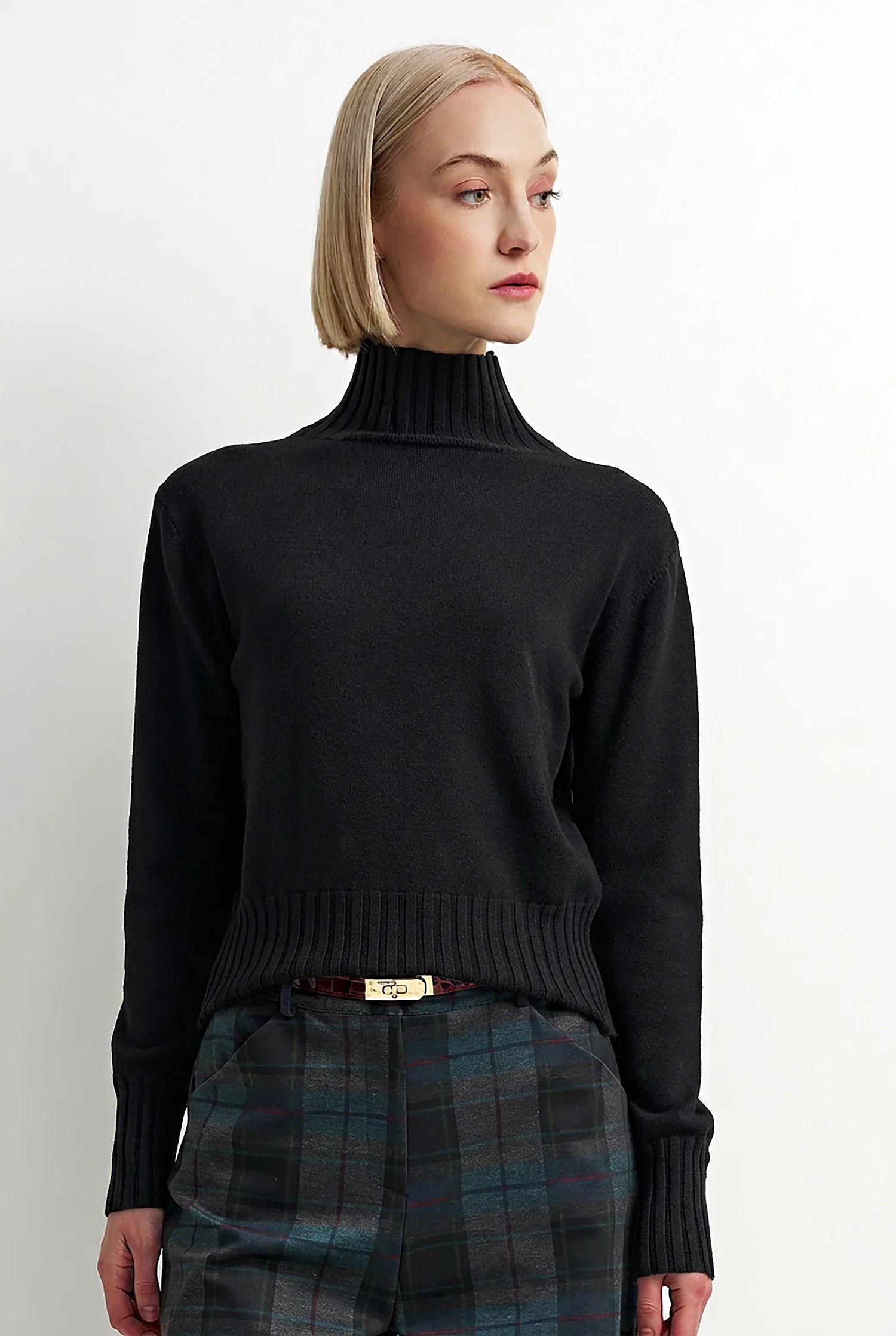 Timeless Mock Neck Sweater Astrid