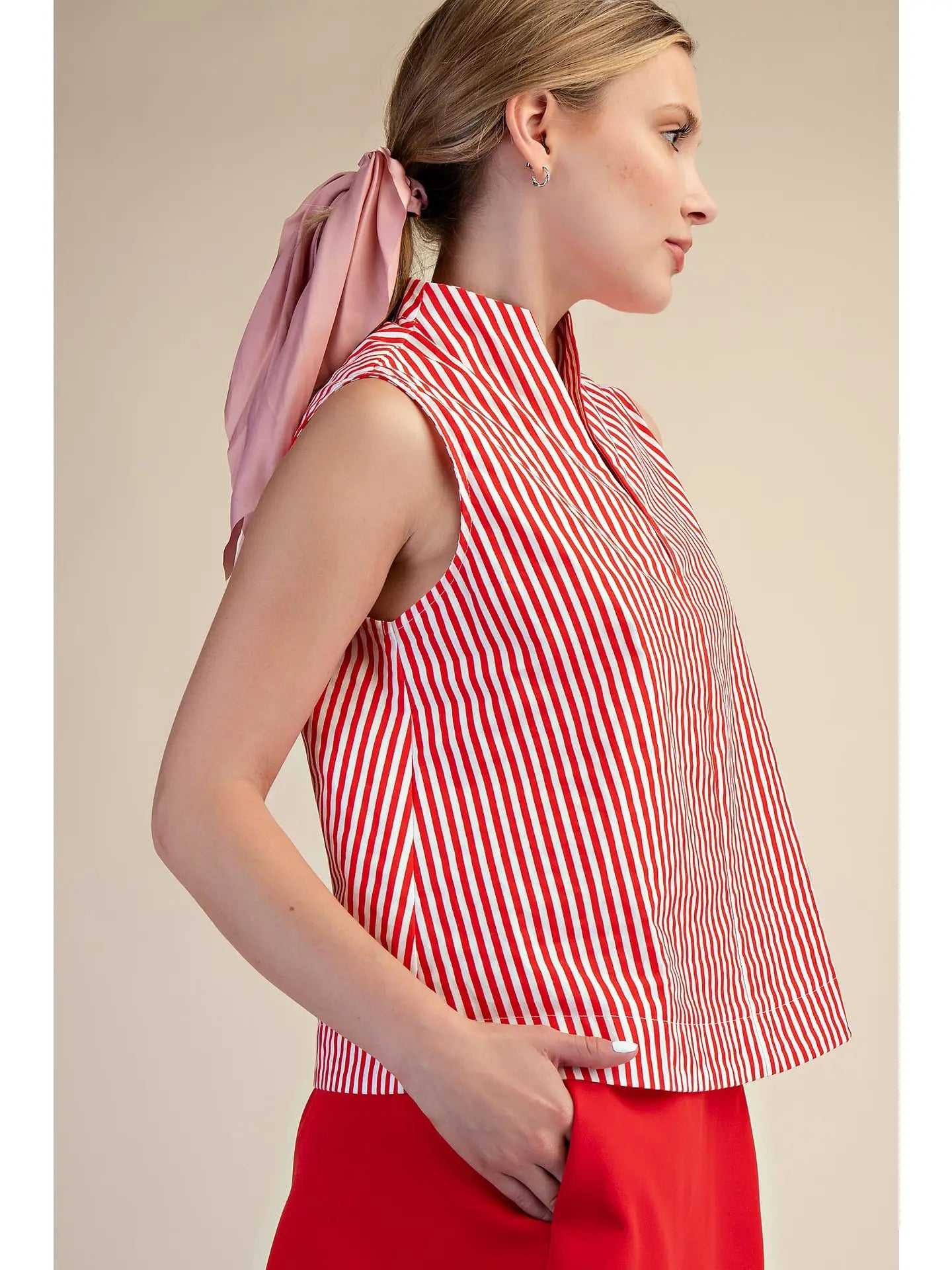 Stand Collar Slit V-Neck Sleeveless Stripe Top Glam