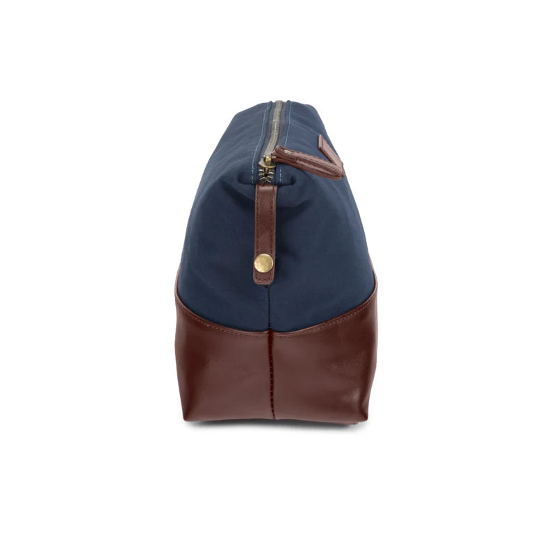 Harrison/Skylar Toiletry Bag in Navy Brouk & Co