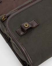 Waxed Hanging Washbag | Barbour Barbour