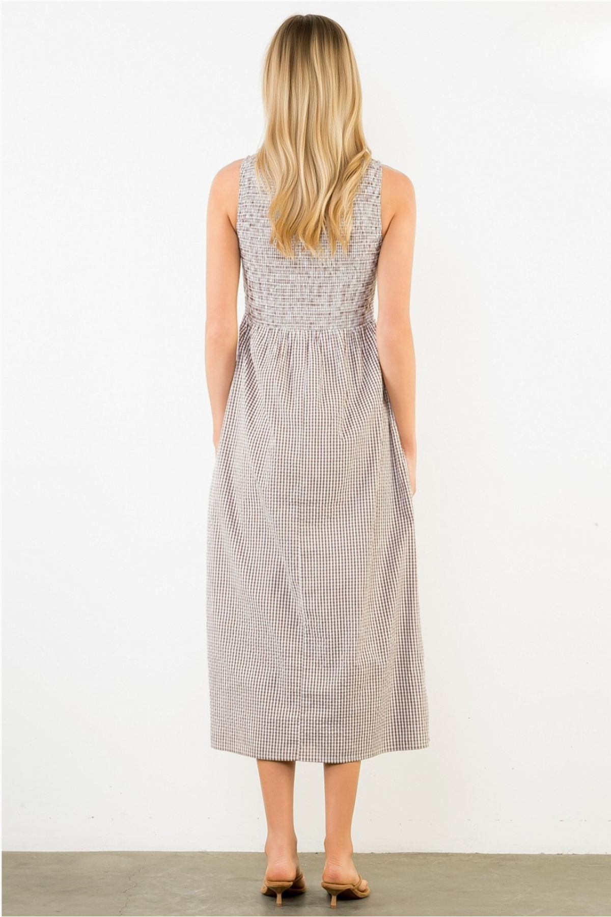 Sleeveless Gingham Midi Dress THML