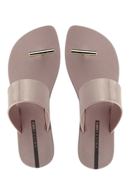 Look Minimal Me Sandals Voices Culture