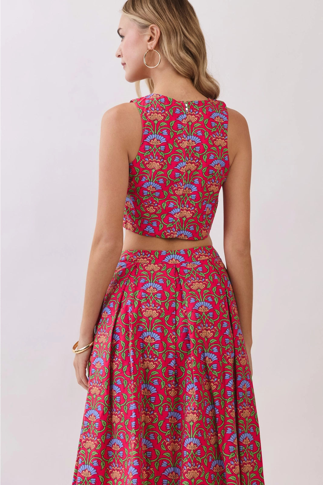 Floral Print Round Neckline Crop Top TCEC