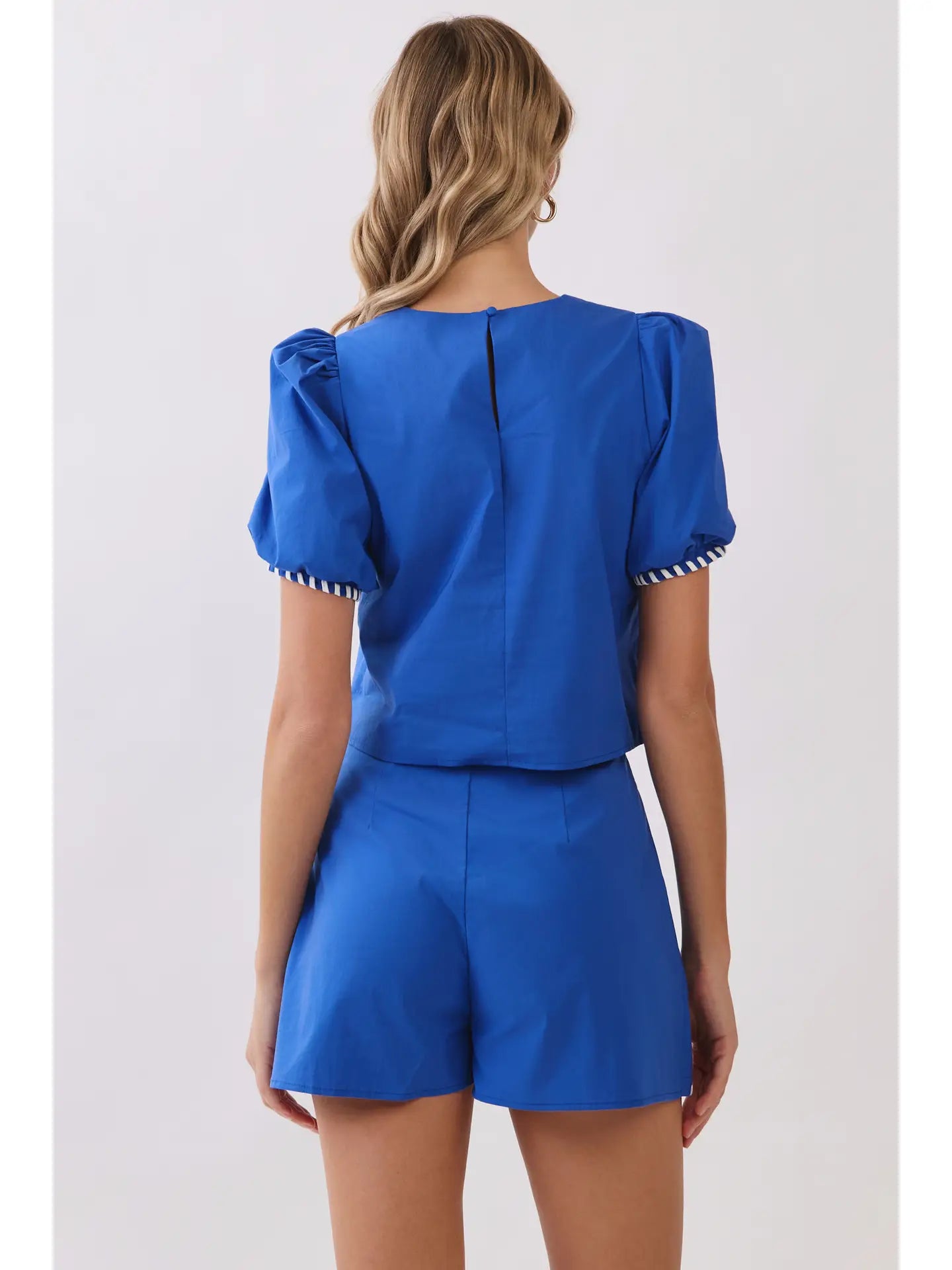 Whipstitch Trim Puff Sleeve Crop Top TCEC