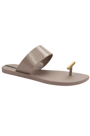 Look Minimal Me Sandals Voices Culture