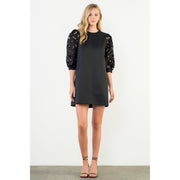 Eyelet Detail Short Sleeve Dress THML