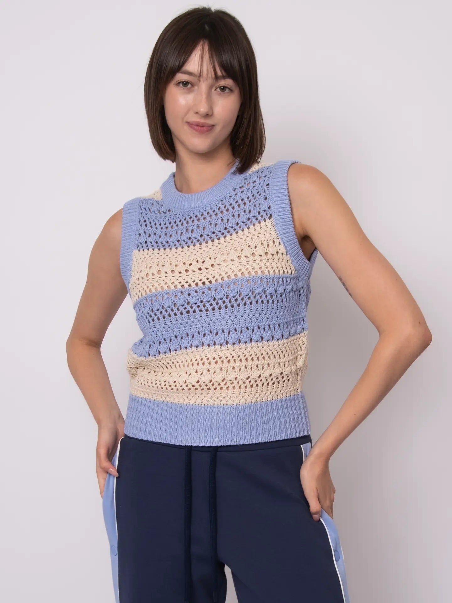 Abigail Sleeveless Crew Neck Pull Over RD Style