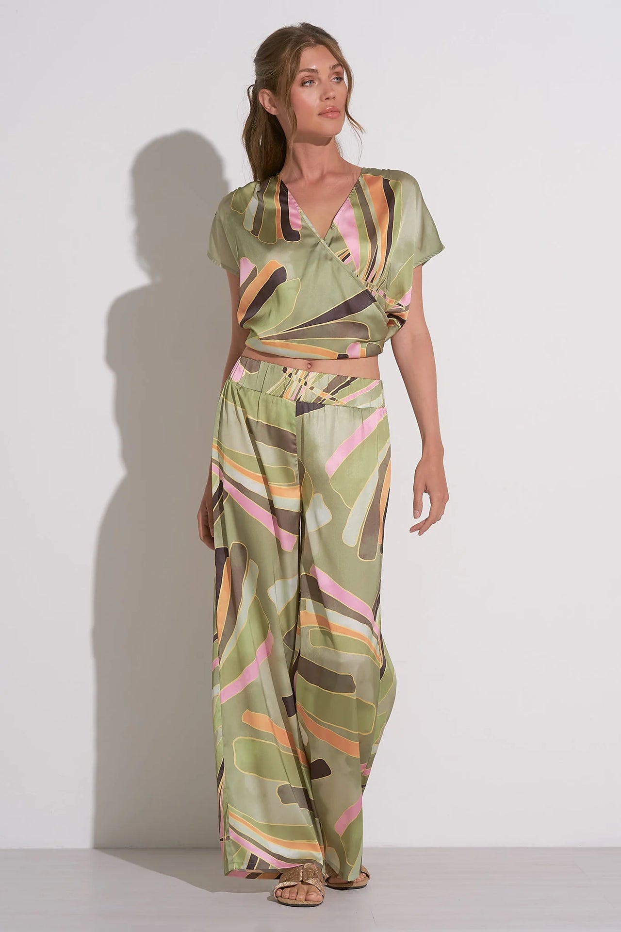 Coordinating Print Elastic Waistband Side Slit Pull-On Wide Leg Pants