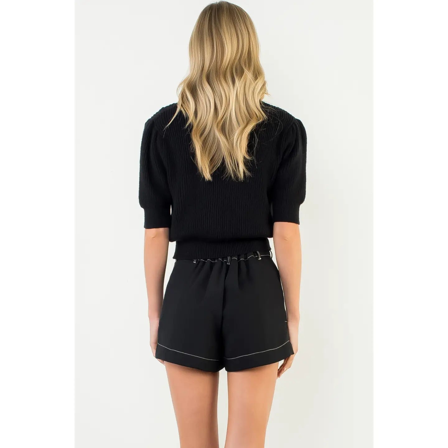 Contrast Stitch High Waist Pocket Shorts THML