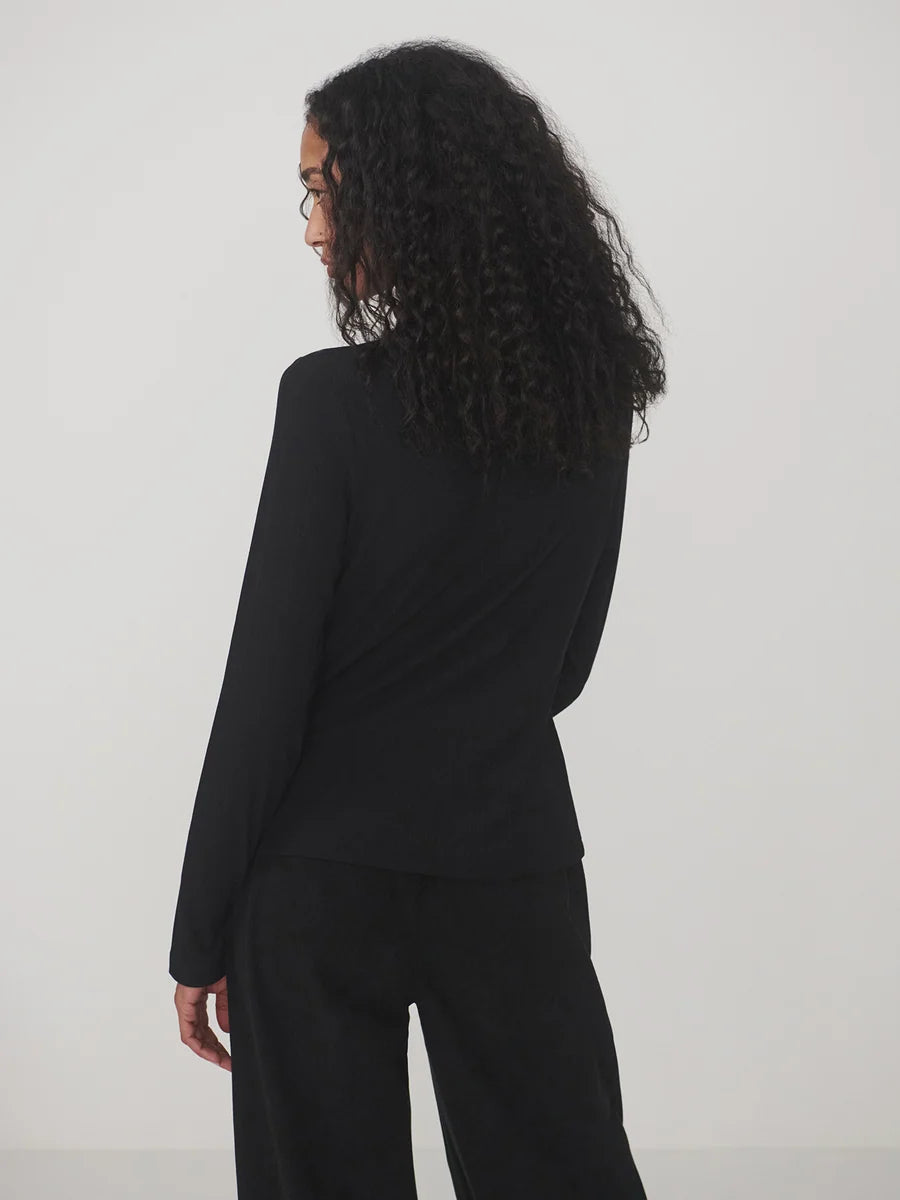 Astrid Fitted Long-Sleeve Tee | Varley Varley