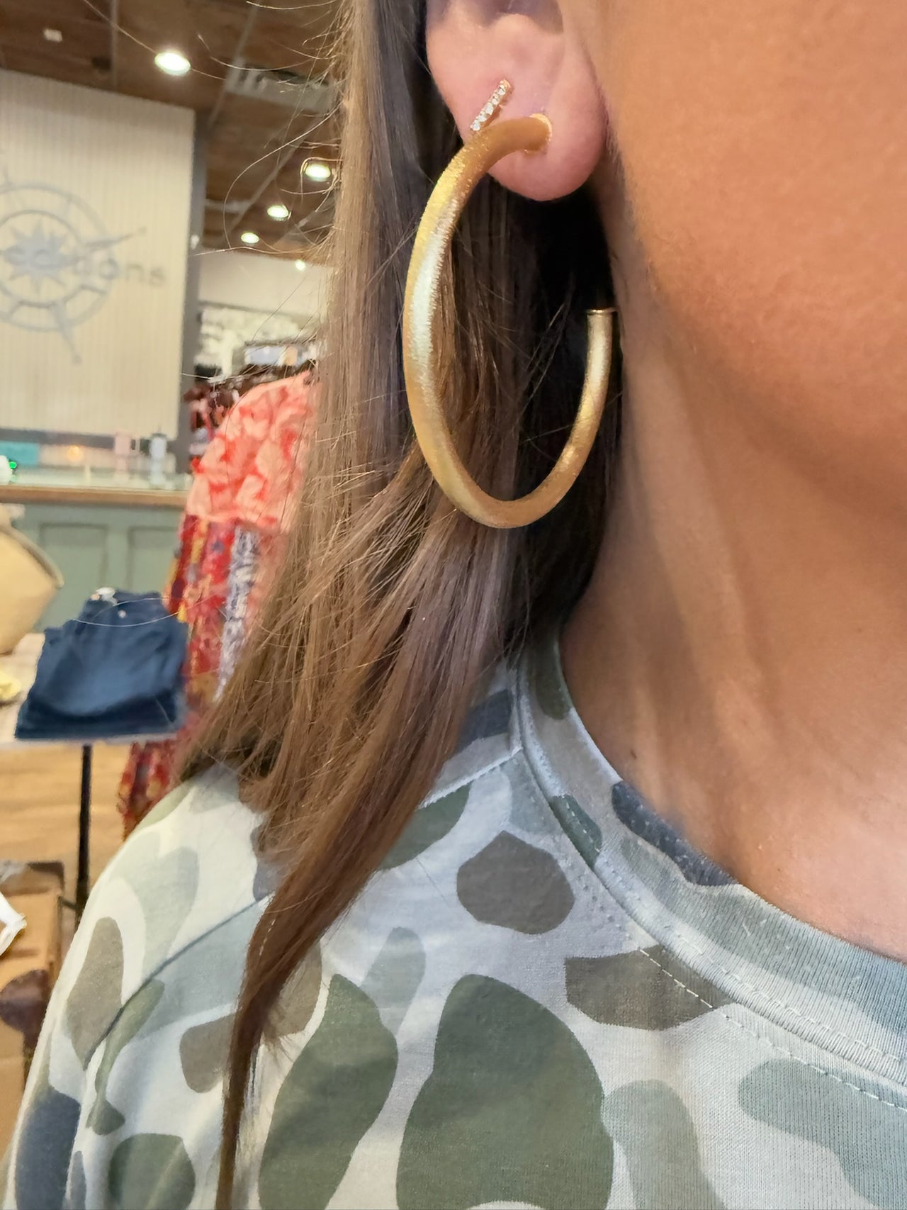 Medium Gold Hoop