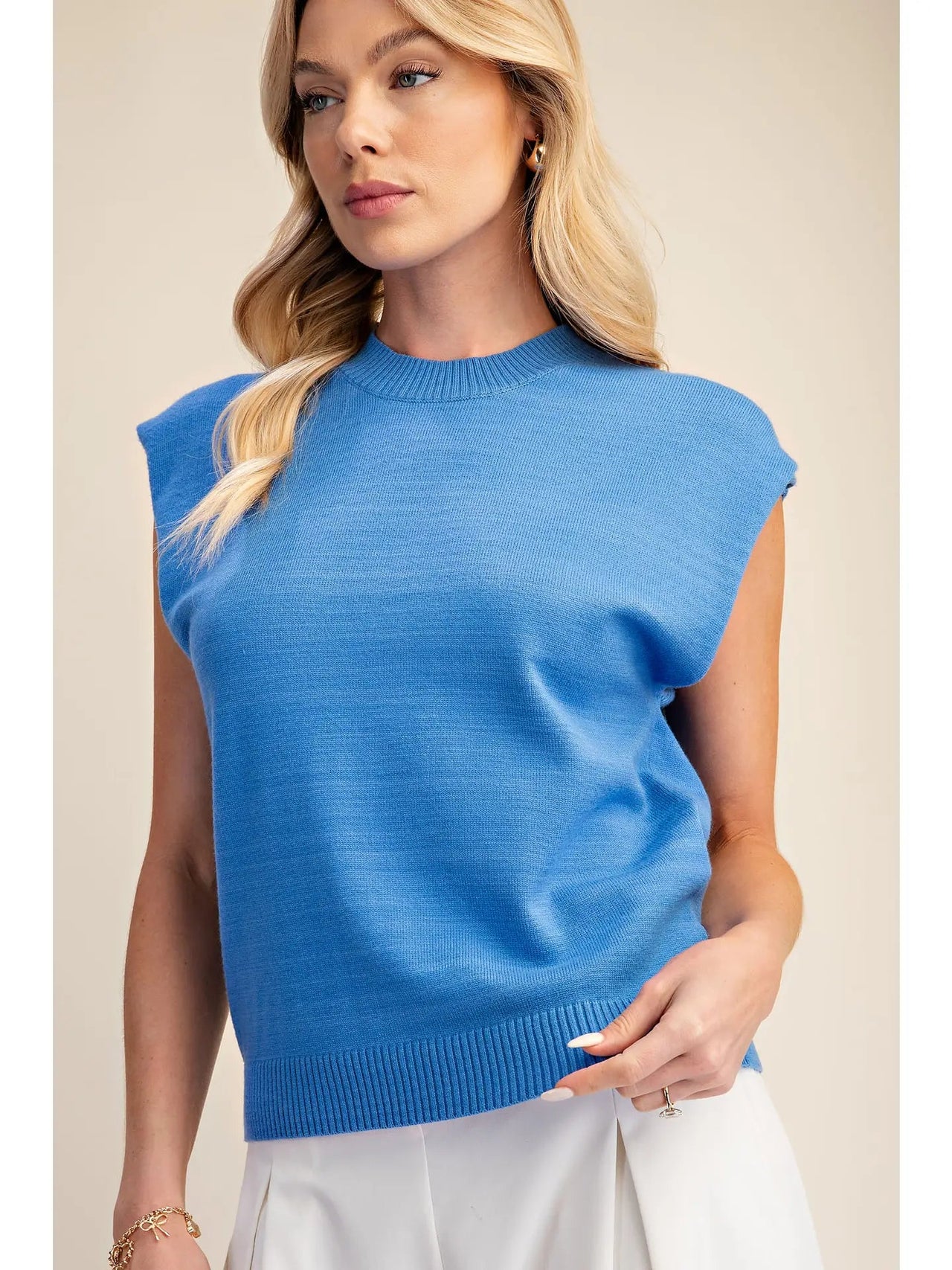 Knit Top Pullover Round Neck Sleeveless Glam