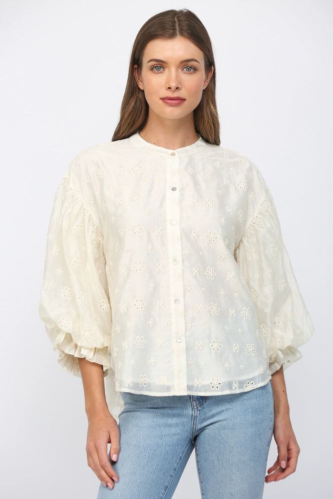 Floral Cutwork Embroidered Bubble Sleeve Blouse Fate