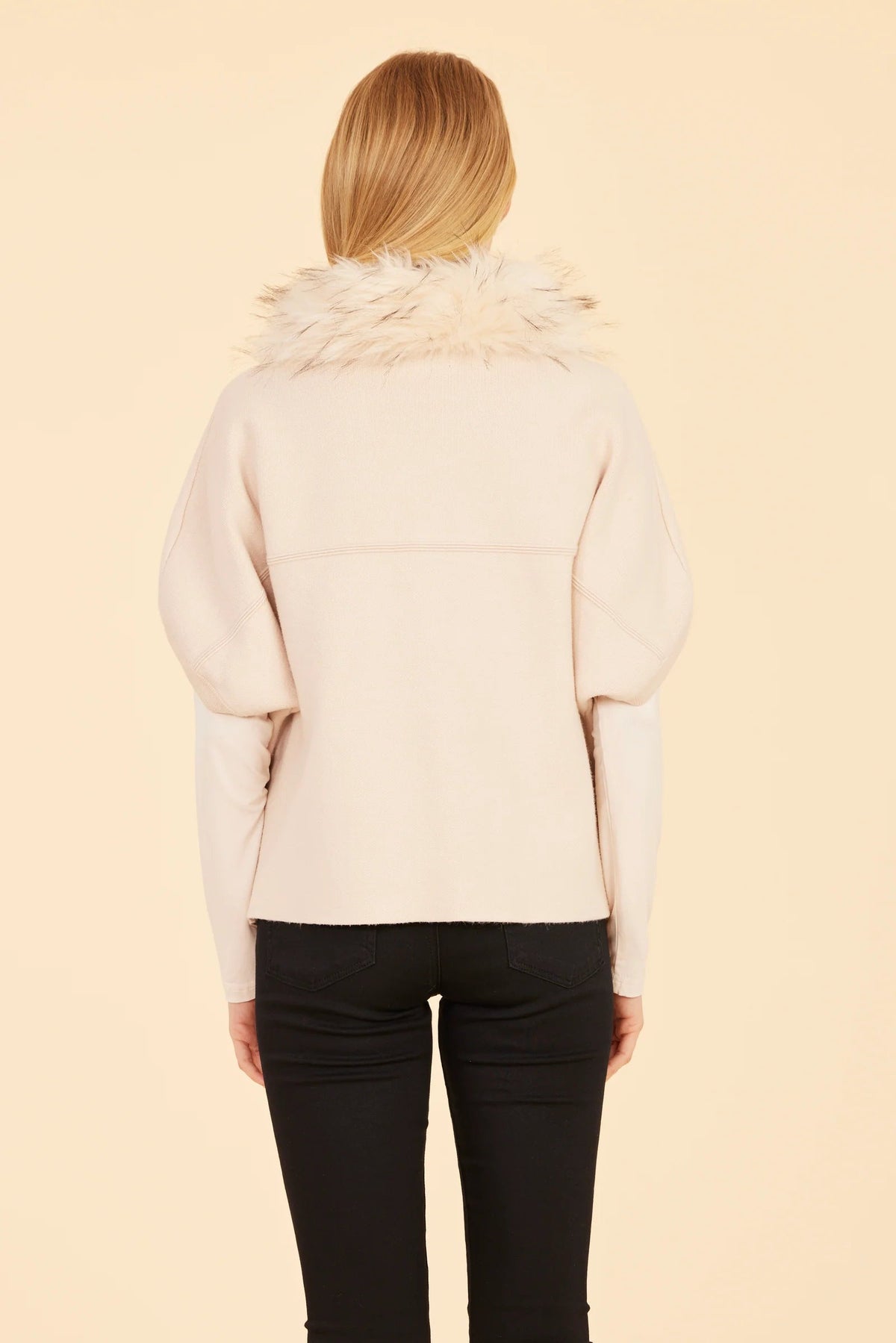 Faux Fur Collar Short Sleeved Cardigan Dolce Cabo