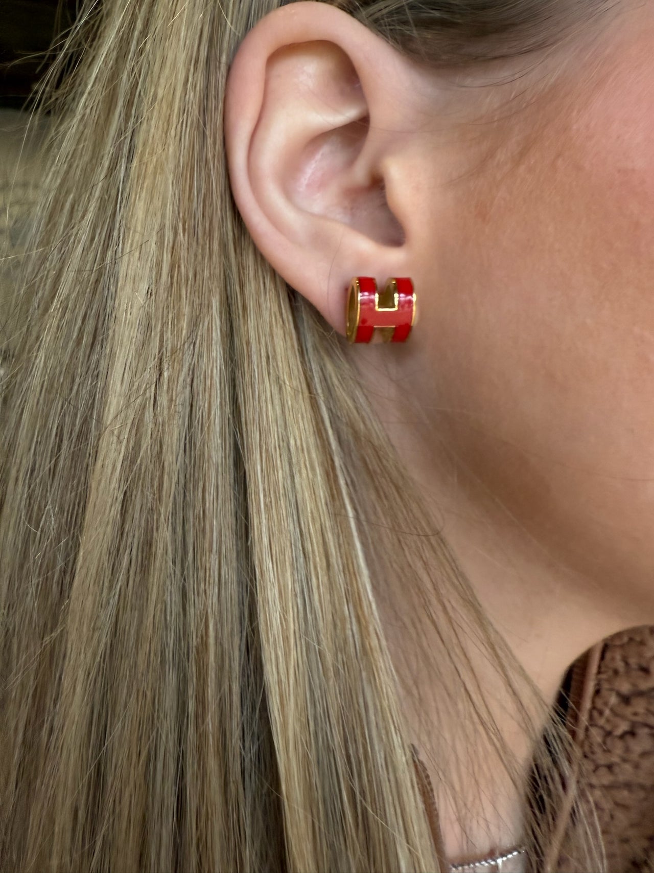 "H" Stud Earring in Red