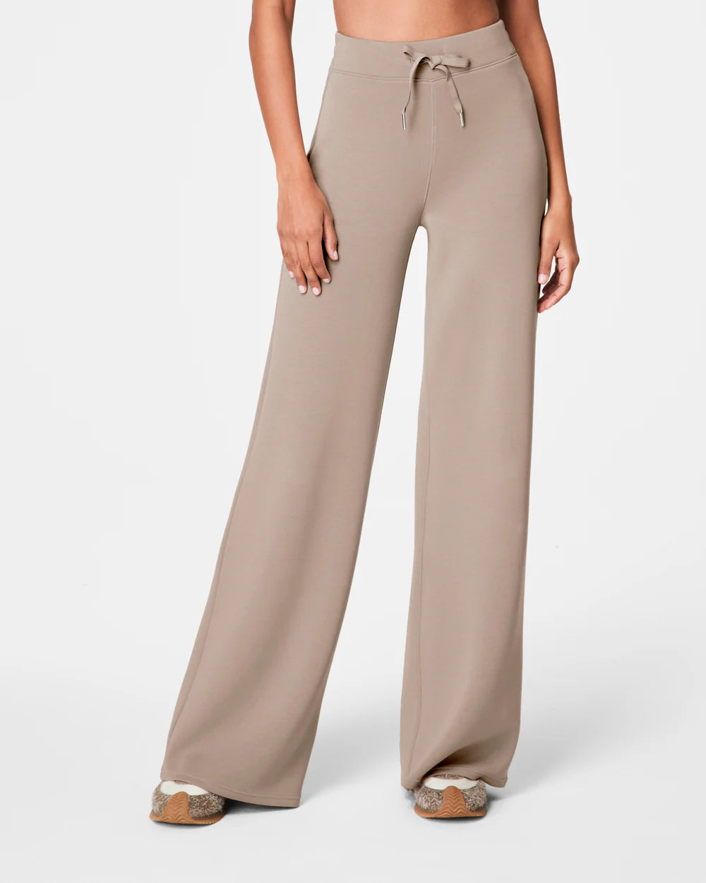 Air Essentials Wide Leg Pant