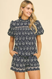 Floral Embroidered Blouse Top Pinch