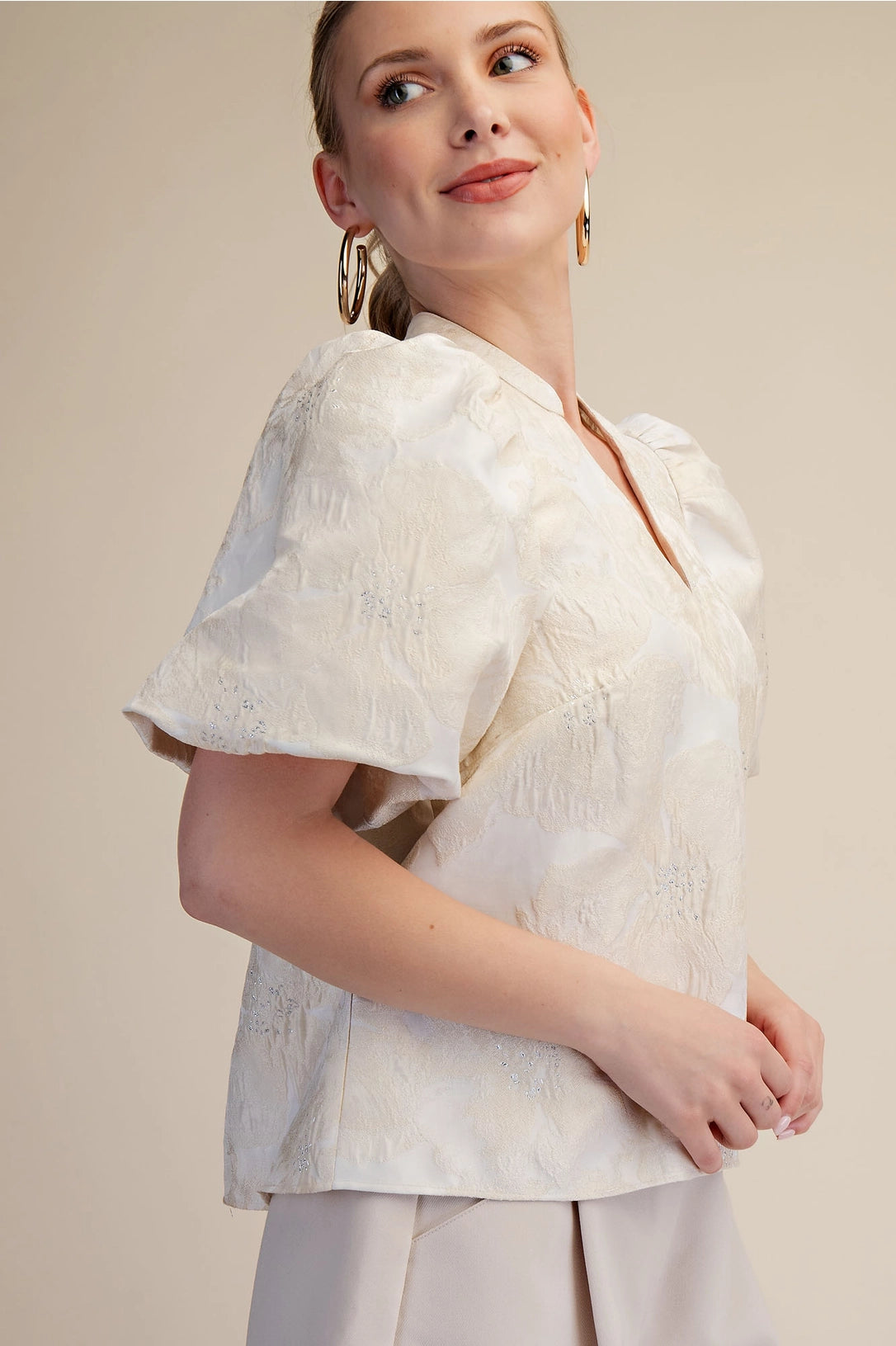 V-Neck Puff Sleeve Jacquard Top Glam