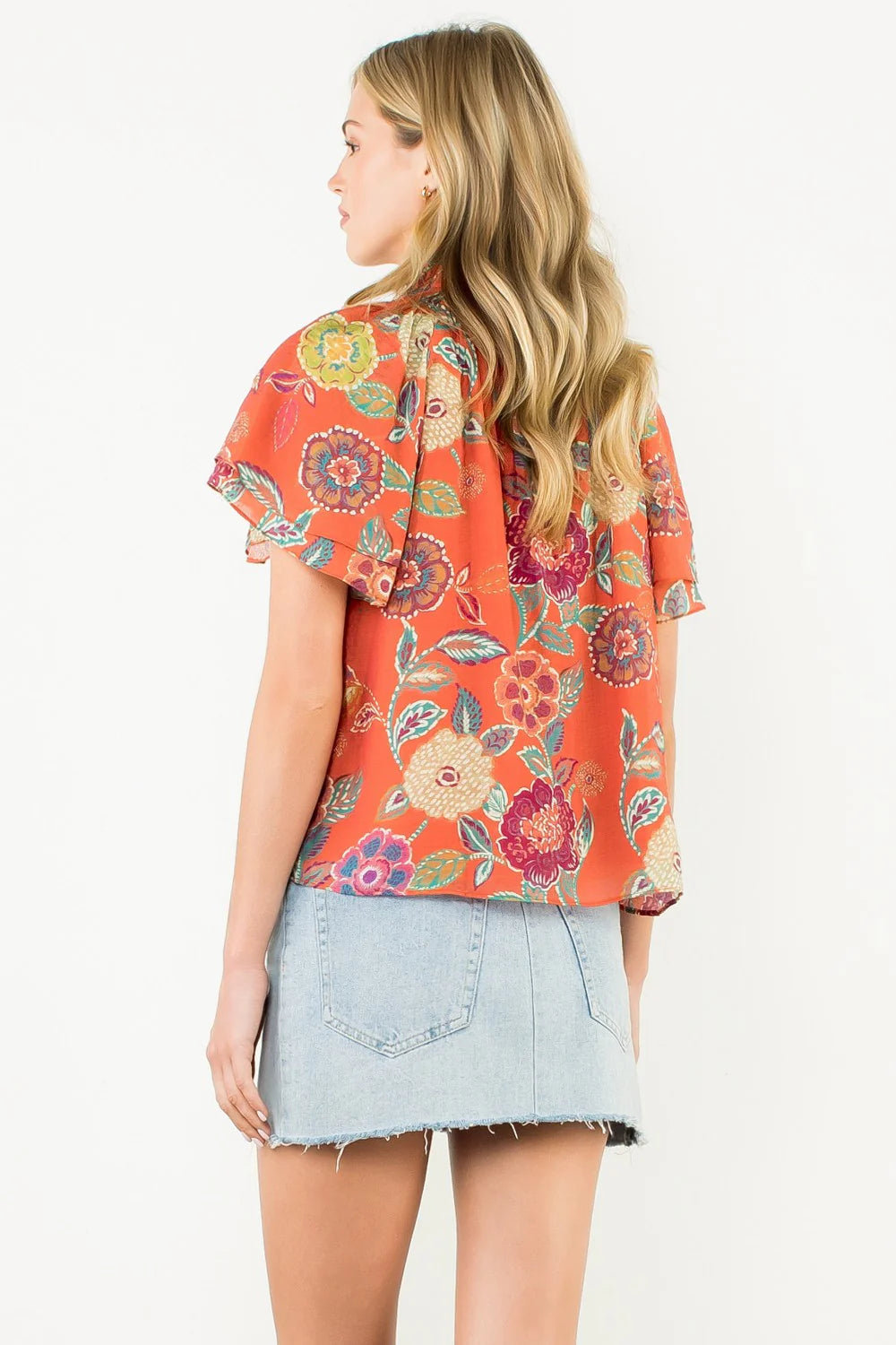 FLUTTER SLEEVE FLORAL DETAILED TOP THML