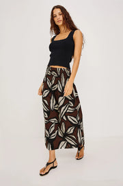 Alessa Skirt Rails