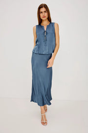 Anya Skirt Rails