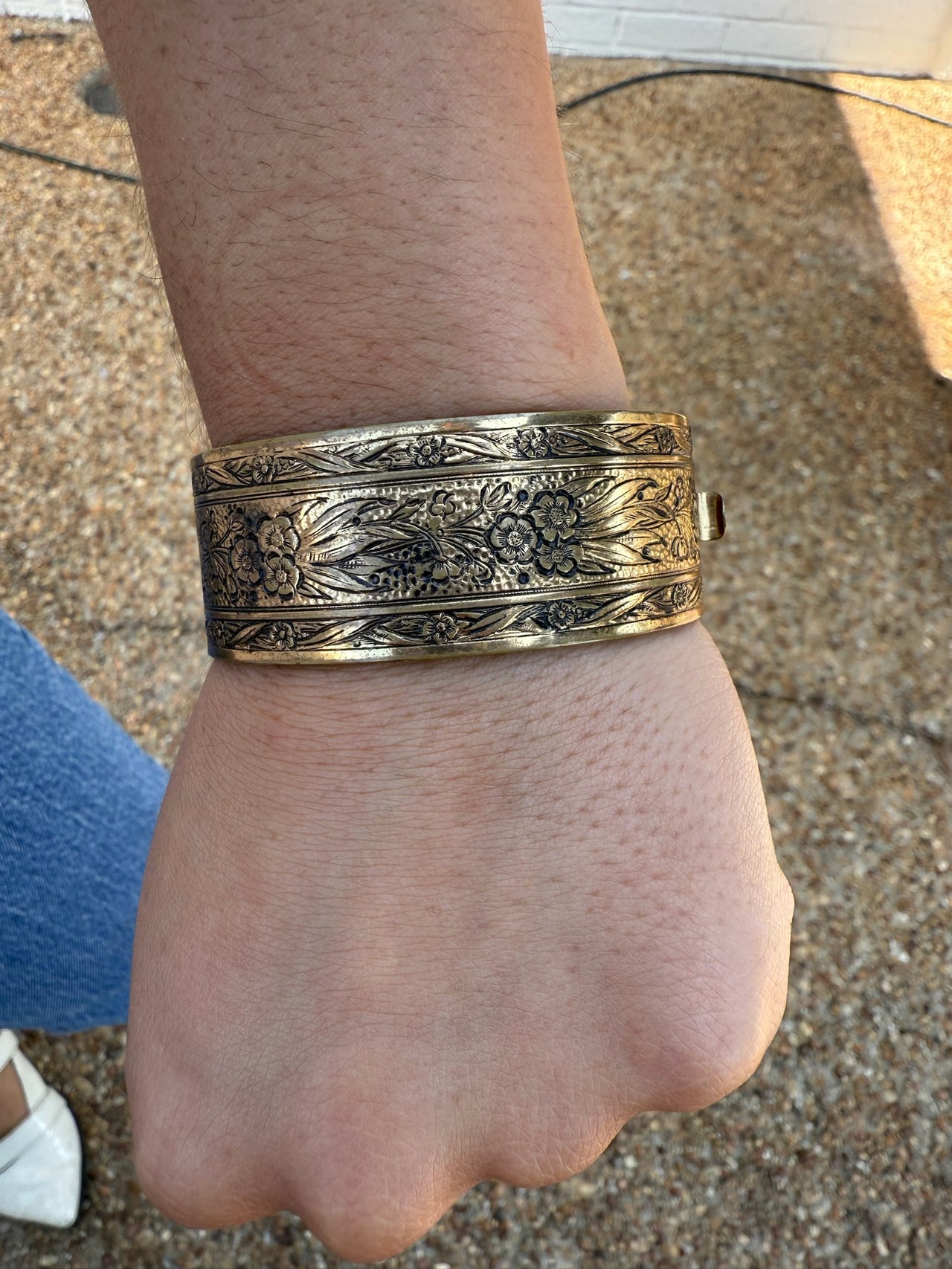 Thick Gold Filled Floral Bangle