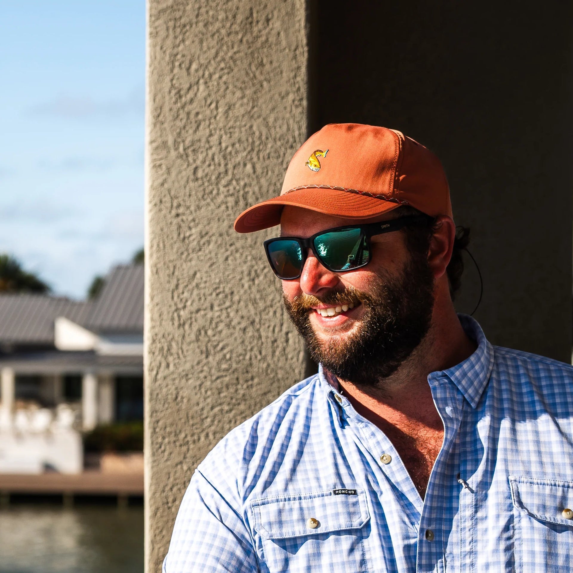 Bull Red Hat | Poncho Poncho