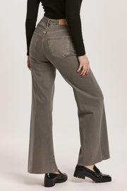 Fiona Wide Leg Jeans Dear John
