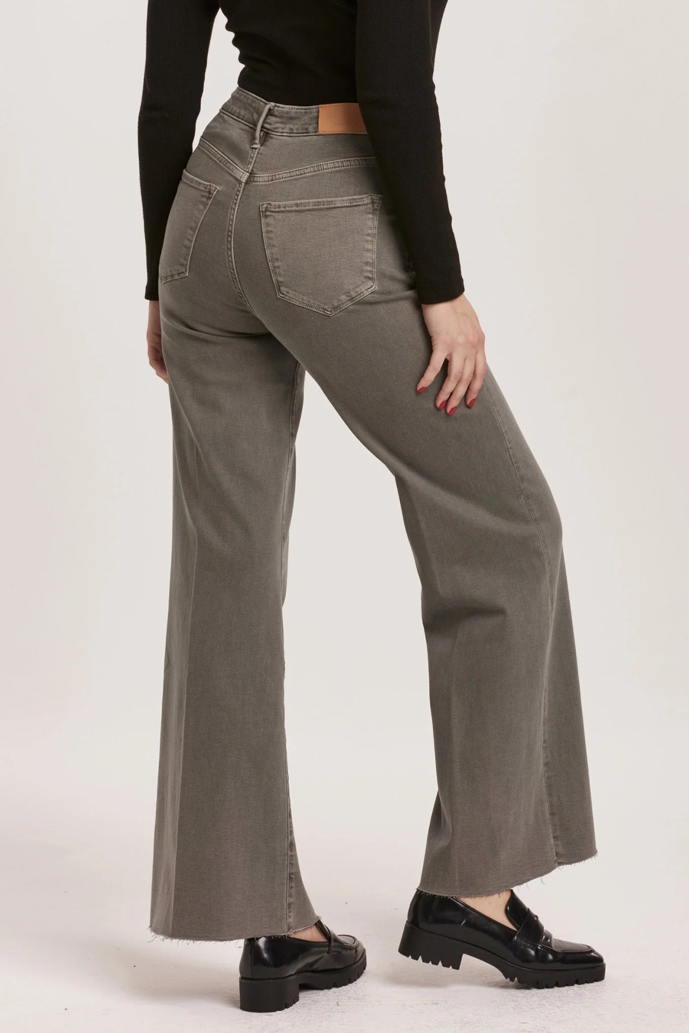 Fiona Wide Leg Jeans Dear John