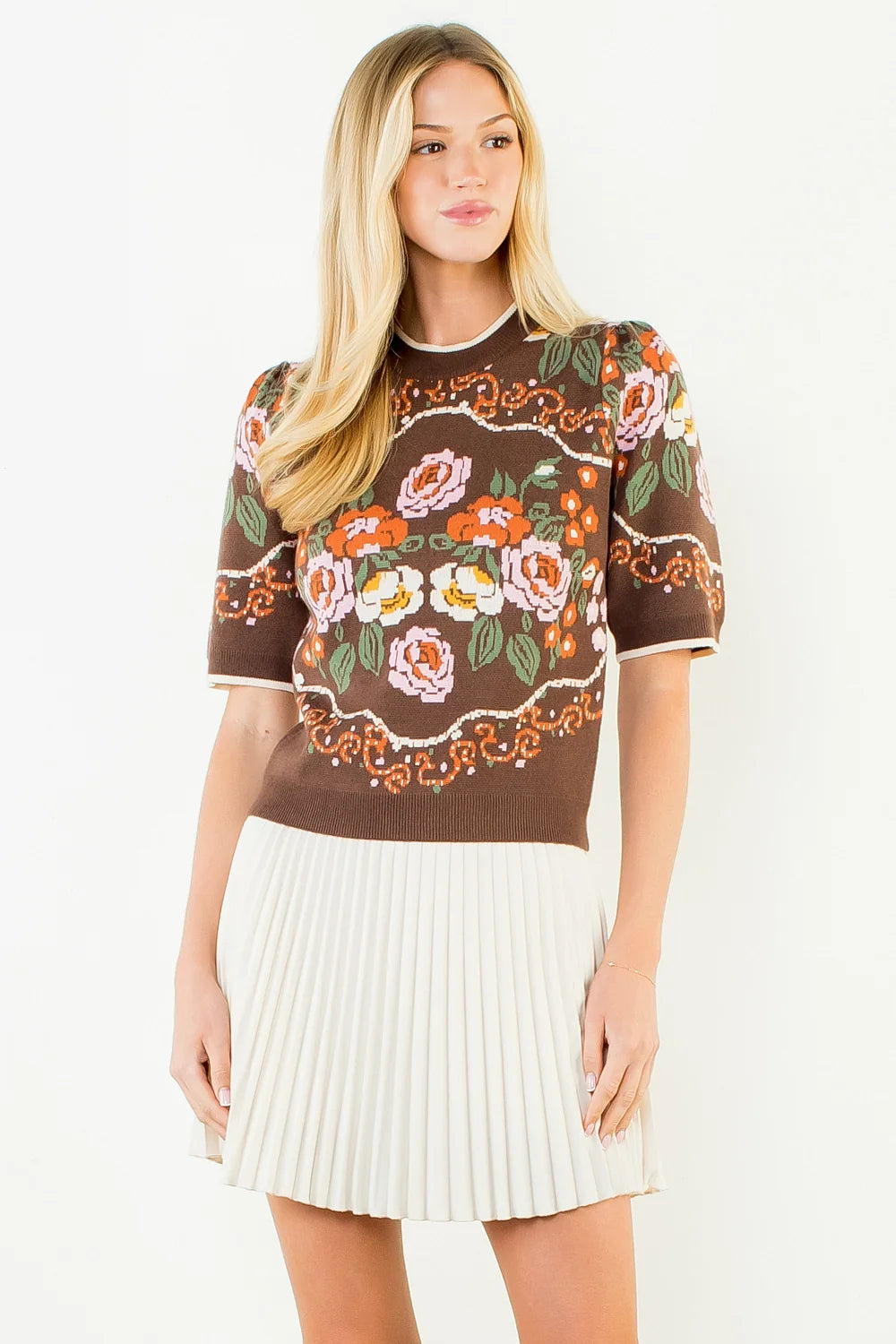 Emilia Short Sleeve Floral Sweater Top THML