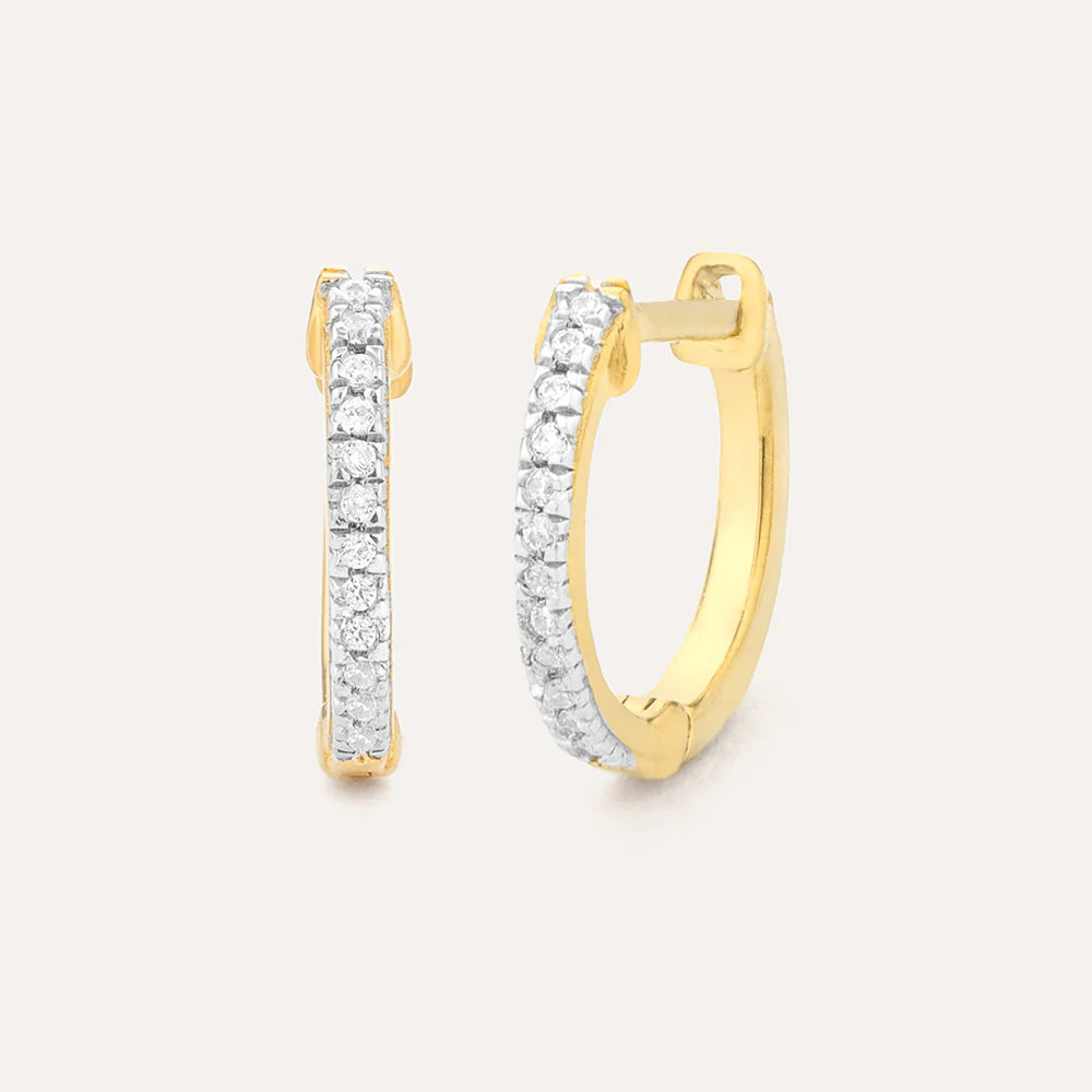 Half-Hearted Adventure? Never! Hoop Earrings in Yellow Gold