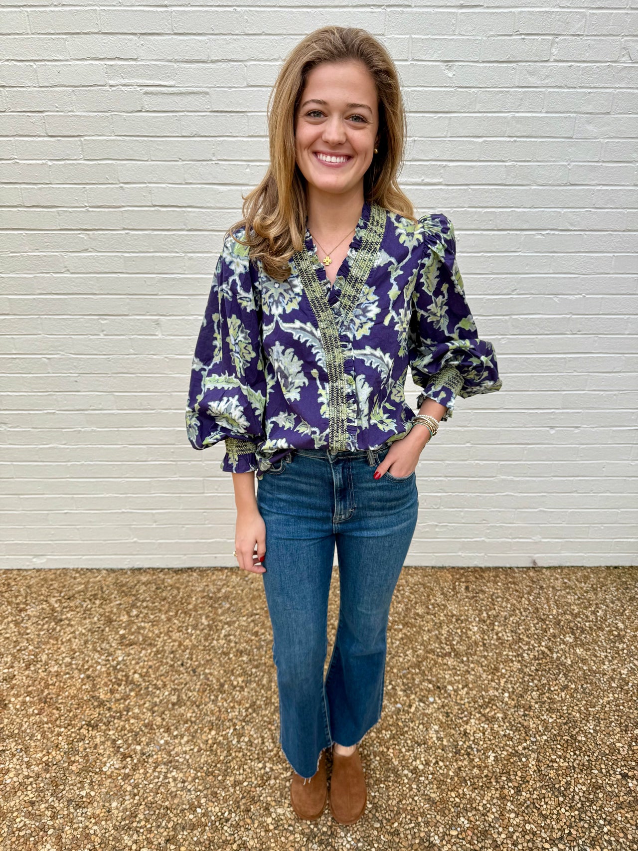 Rebecca V-Neck Ruffle Blouse Entro