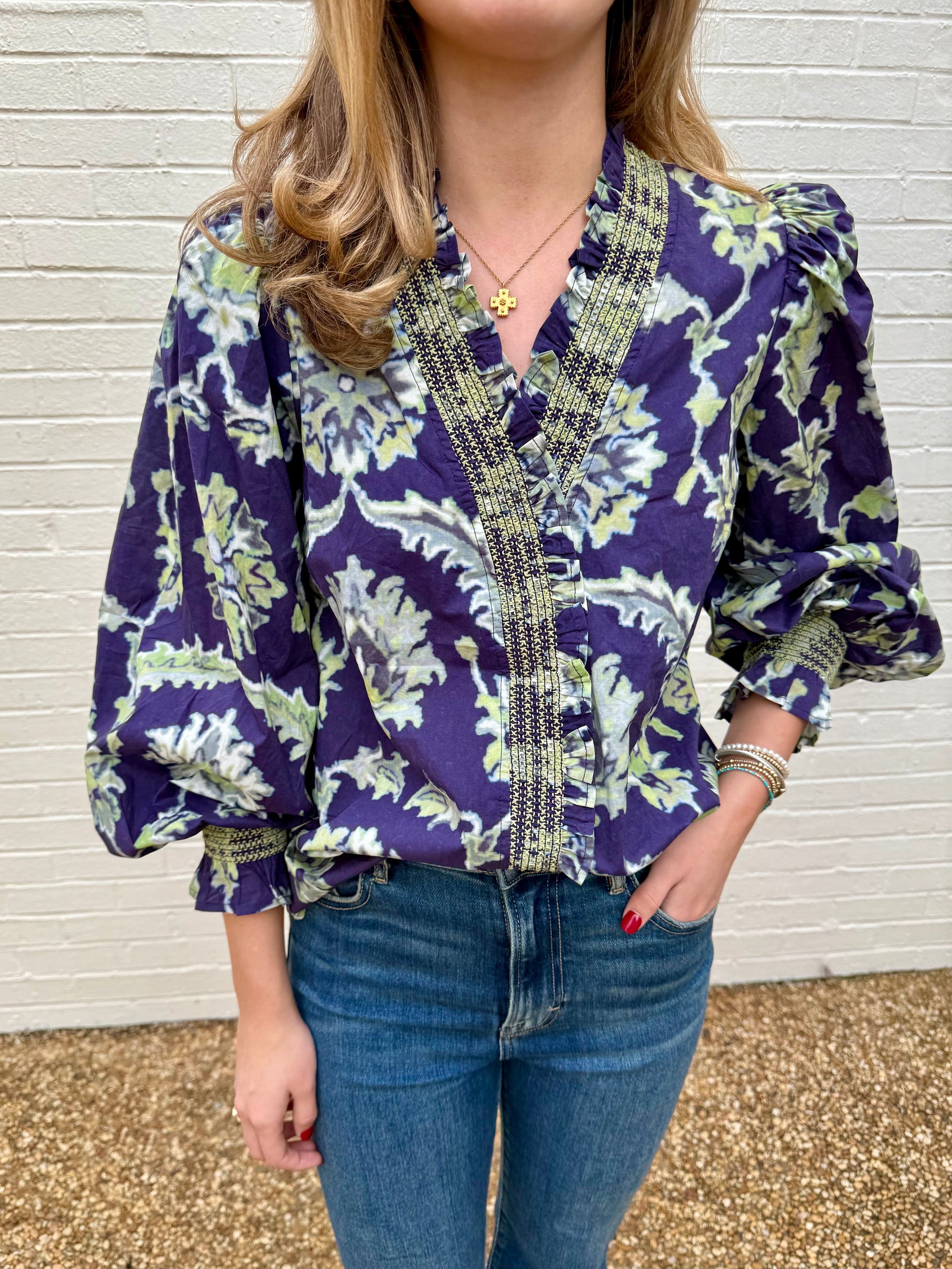 Rebecca V-Neck Ruffle Blouse Entro