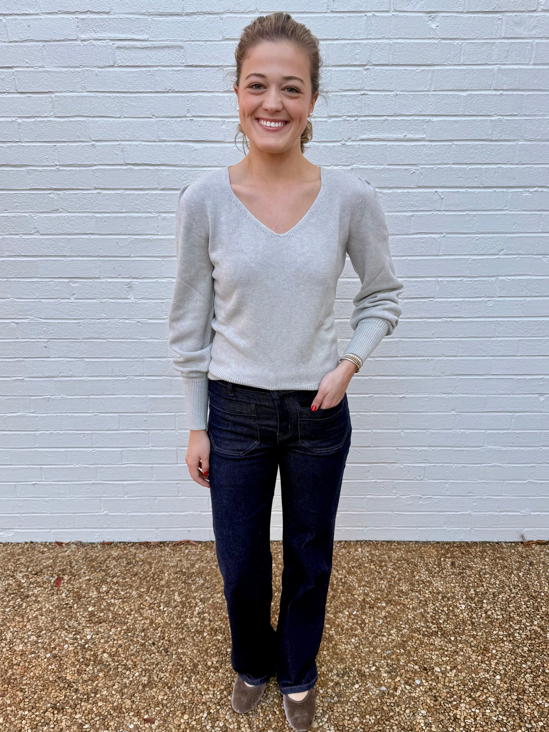 V-Neck Julianne Sweater Astrid